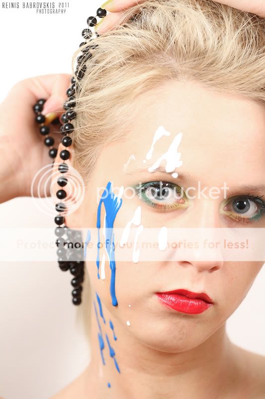 IMAGE: http://i485.photobucket.com/albums/rr218/Reno_LV/2-20.jpg