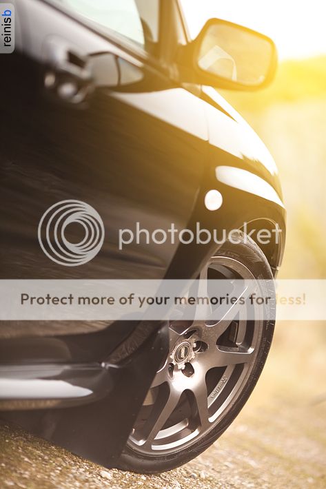 IMAGE: http://i485.photobucket.com/albums/rr218/Reno_LV/Subaru/084.jpg