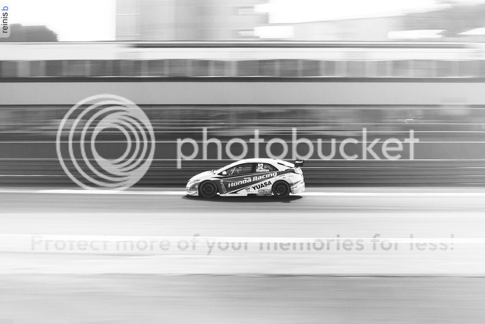 IMAGE: http://i485.photobucket.com/albums/rr218/Reno_LV/all/285.jpg