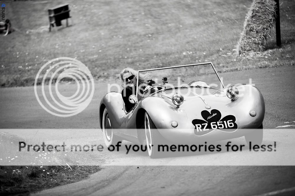 IMAGE: http://i485.photobucket.com/albums/rr218/Reno_LV/cultra/362.jpg